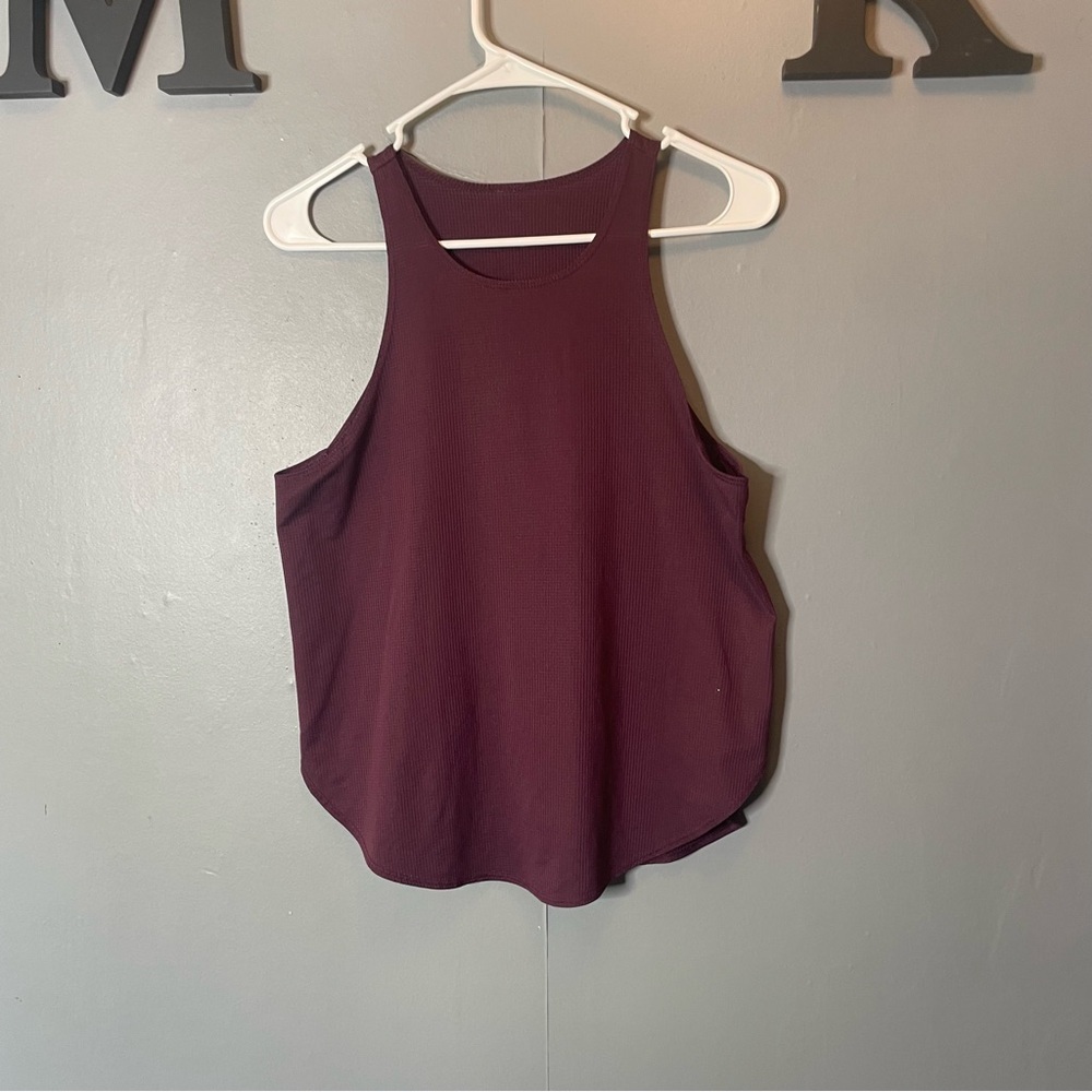 Fabletics Women's Sleeveless plum textured high neck tank top size medium